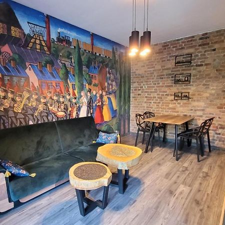 Apartament Zlote Zdzadlo Nikiszowiec 卡托维兹 外观 照片