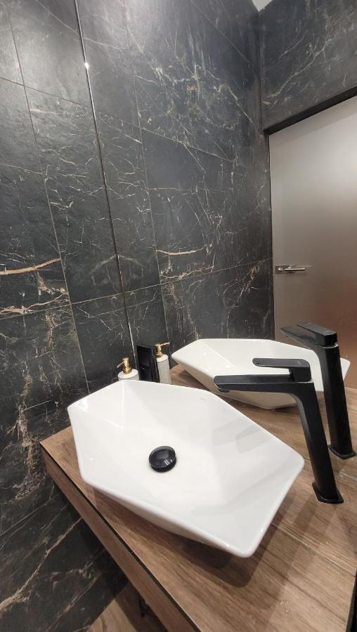 Apartament Zlote Zdzadlo Nikiszowiec 卡托维兹 外观 照片