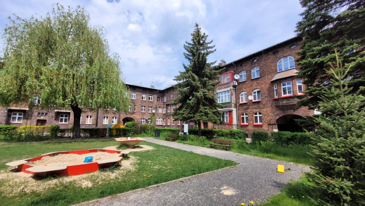 Apartament Zlote Zdzadlo Nikiszowiec 卡托维兹 外观 照片